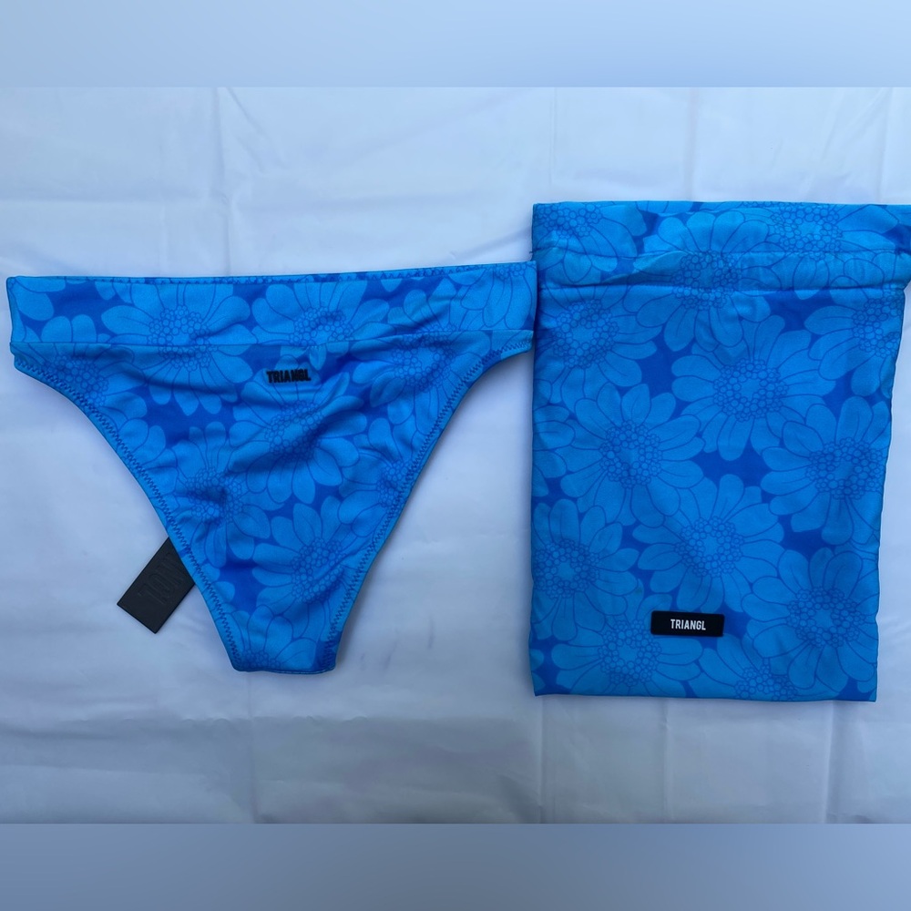 Triangl Rina Bikini Bottom Bag Included - Picture 2 of 3